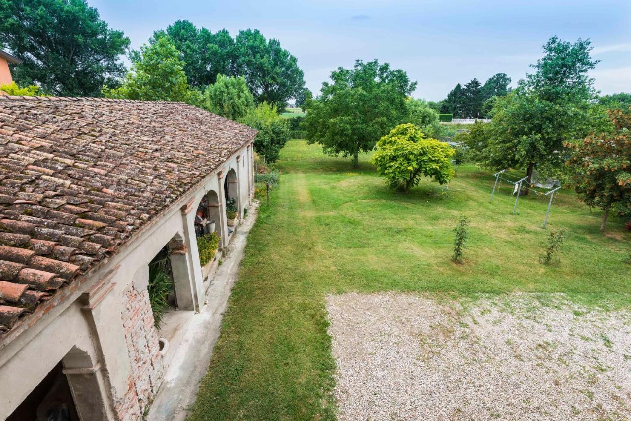 Corte Margherita Bed & Breakfast Motteggiana ภายนอก รูปภาพ